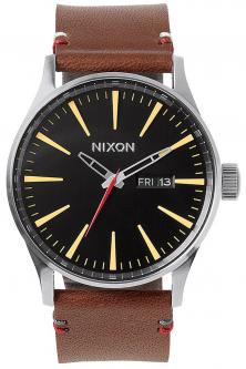  Nixon Sentry Leather Black Brown A105 019 watch