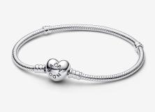  Pandora Moments Heart & Snake 590719-18 bracelet