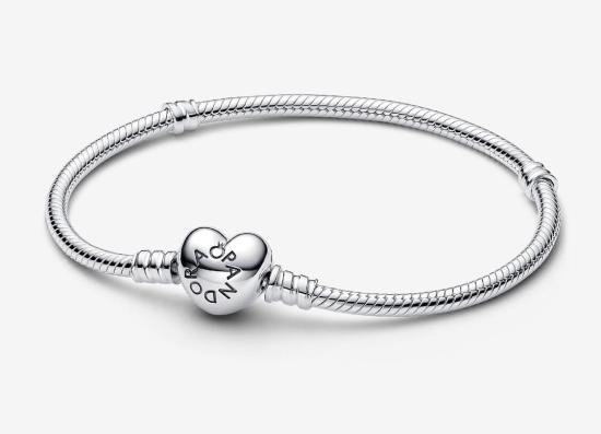  Pandora Moments Heart & Snake 590719-19 bracelet