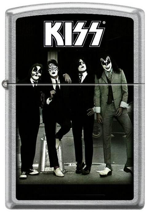  Zippo Kiss 9823 lighter