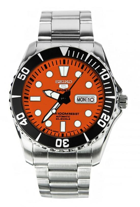 Seiko 5 Sports SNZF19J1 Automatic Diver  watch