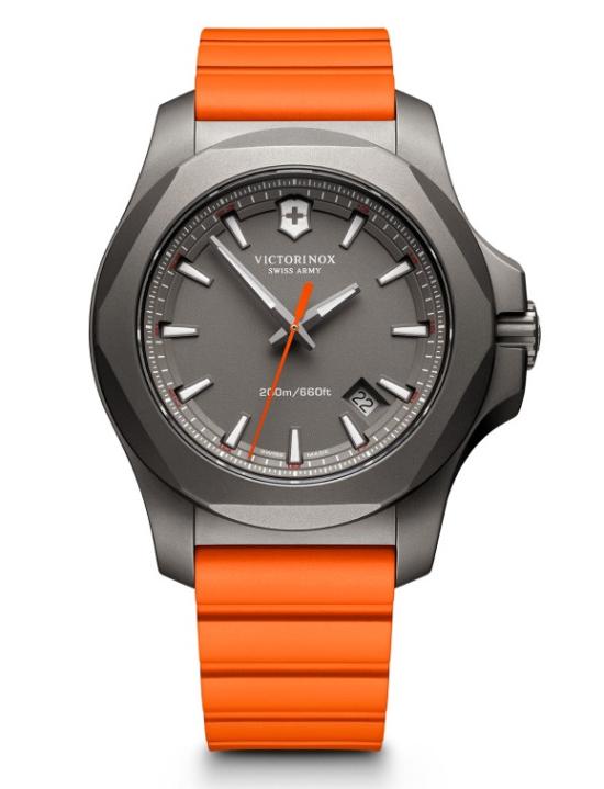 Victorinox INOX Titanium 241758 watch